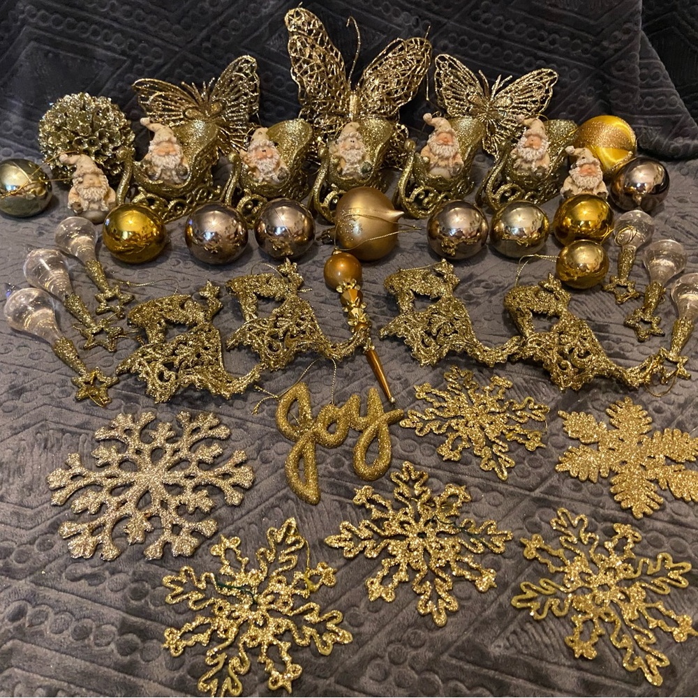 Huge lot of 44 Gold Holiday Unbreakable Ornament Set.
